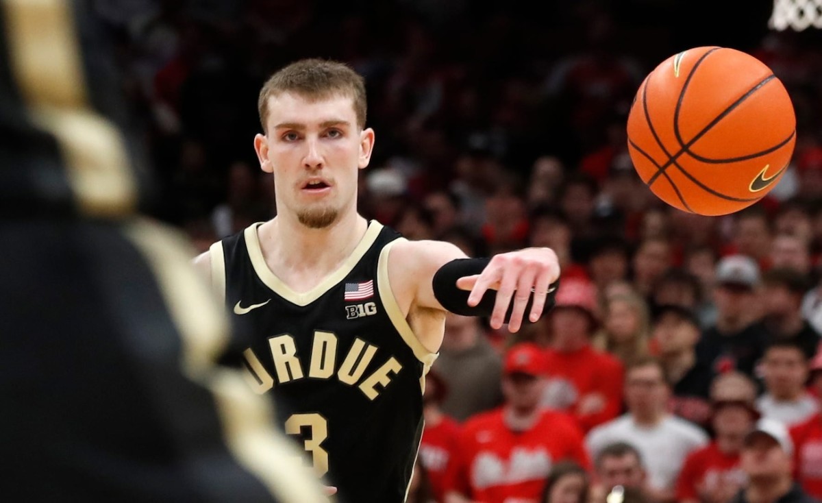 Purdue Boilermakers guard Braden Smith (3) passes the ball during the NCAA men s basketball game against the Ohio State Buckeyes, Sunday, Feb. 18, 2024, at Value City Arena in Columbus, Ohio.  